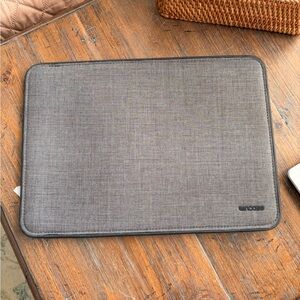 Incase Gray Laptop/Tablet Sleeve